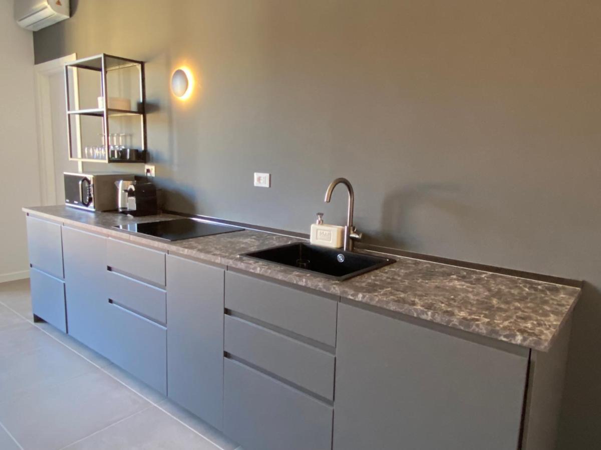 Vittoria Holiday Home Verona Buitenkant foto